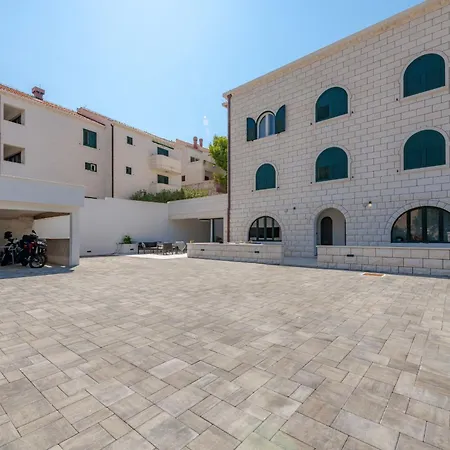 公寓 Luxury Private With Heated Pool & Sauna And Sea View *