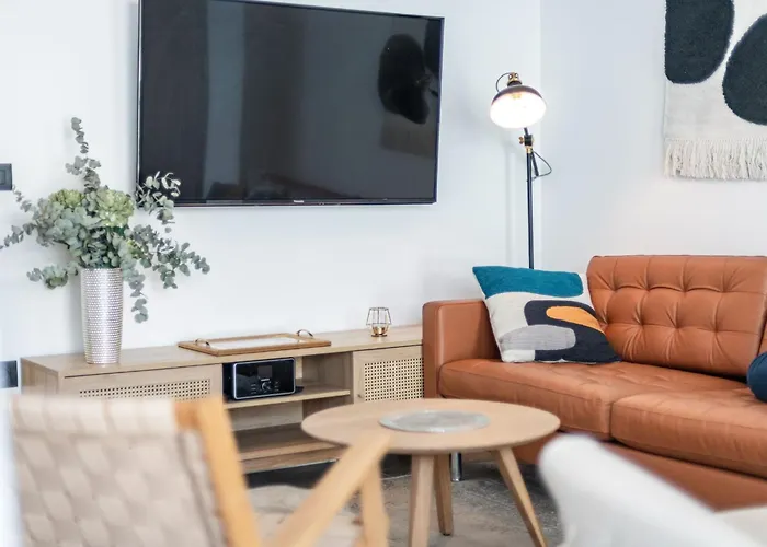 Luxury Private Spa Apartment With Heated Pool & Sauna And Sea View 아파트 *