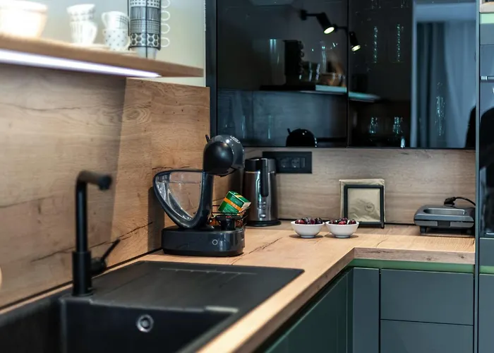 Luxury Private Spa Apartment With Heated Pool & Sauna And Sea View *