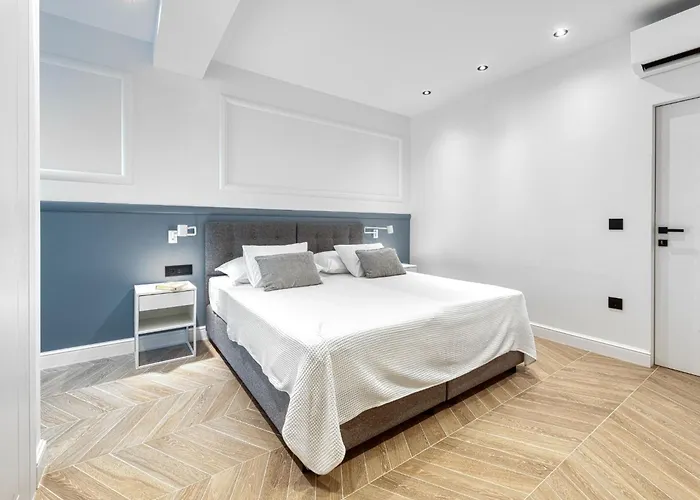 아파트 Luxury Private Spa Apartment With Heated Pool & Sauna And Sea View