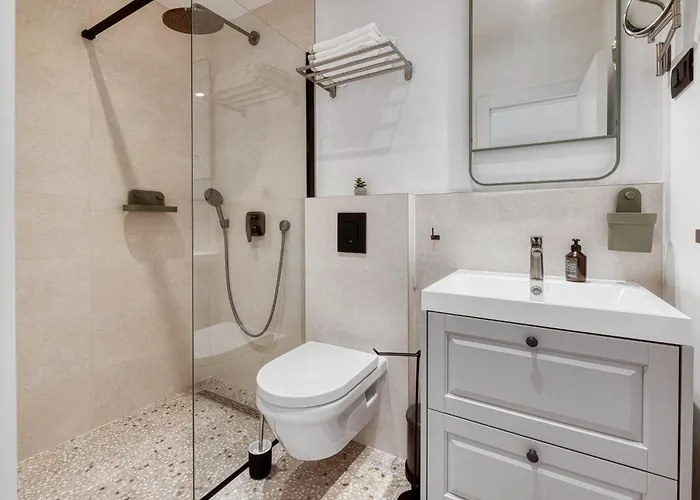 Luxury Private With Heated Pool & Sauna And Sea View 公寓 *
