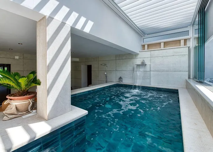 公寓 Luxury Private With Heated Pool & Sauna And Sea View *