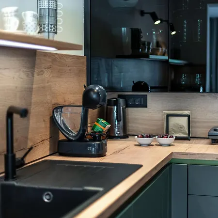 Luxury Private Spa Apartment With Heated Pool & Sauna And Sea View *