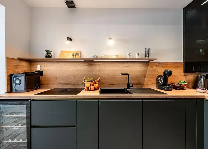 Luxury Private Spa Apartment With Heated Pool & Sauna And Sea View Апартаменты