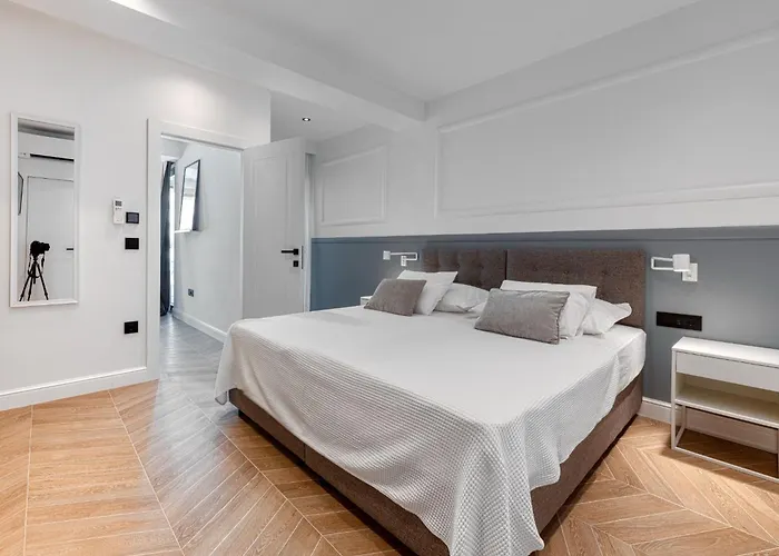 Luxury Private Spa Apartment With Heated Pool & Sauna And Sea View Цавтат